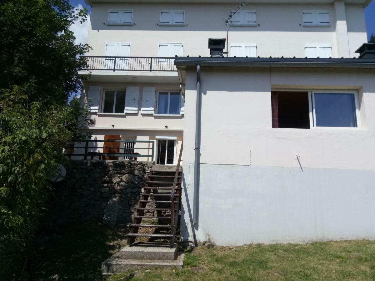 Grand F3 Terrasse, Vue Apartment Font-Romeu-Odeillo-Via Exterior photo